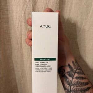 Anua Heartleaf Cleansing Oil
